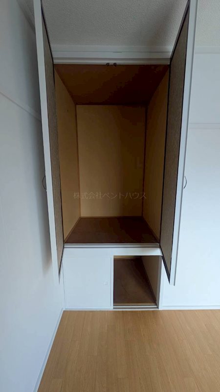 ヴィラナリー旭川Ⅱ503号棟 収納