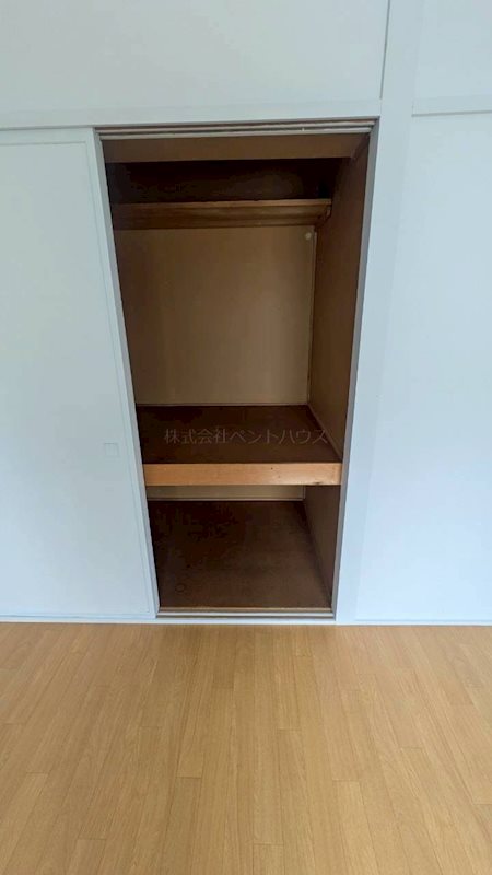 ヴィラナリー旭川Ⅱ503号棟 収納