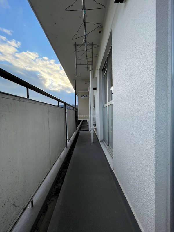 ヴィラナリー建部 ベランダ