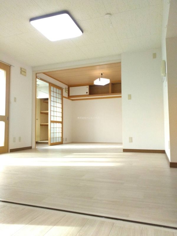 ヴィラナリー岩見沢 リビング