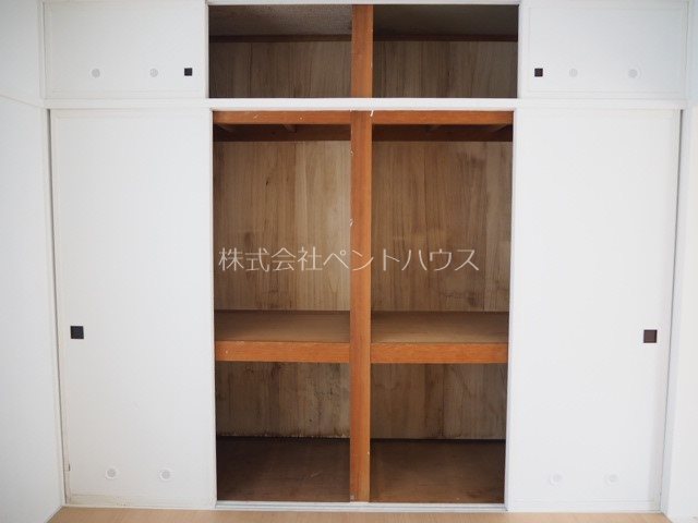 ヴィラナリー上越 収納